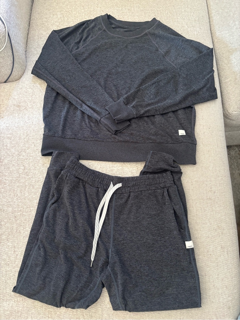 Vuori Heather Charcoal Pullover Sweatshirt and Joggers - Dark Gray